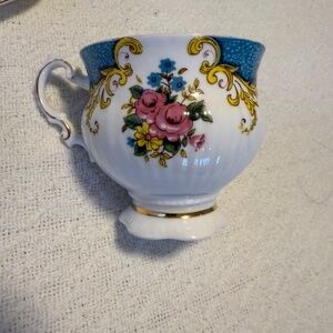 vintage tea cup and saucer, Stratford Elizabethan